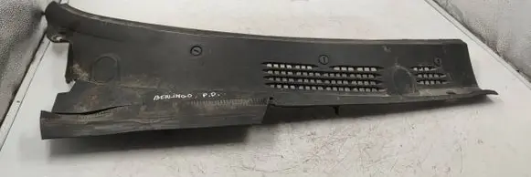 Citroen Berlingo Wiper trim 9642405777