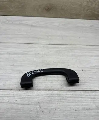 BMW 3 E90 E91 Front interior roof grab handle 9143516