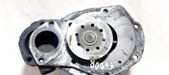 Renault Safrane Water pump 7700599491