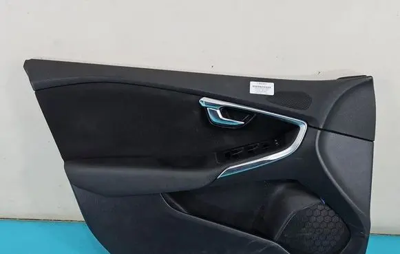 Volvo V40 Front door card panel trim 1319932 IMPRK1523811