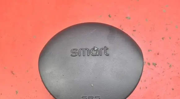 Smart ForTwo I Steering wheel airbag