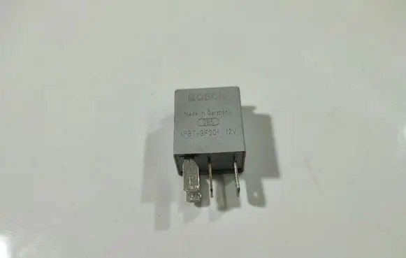 Audi A4 S4 B5 8D Other relay 1K0951253