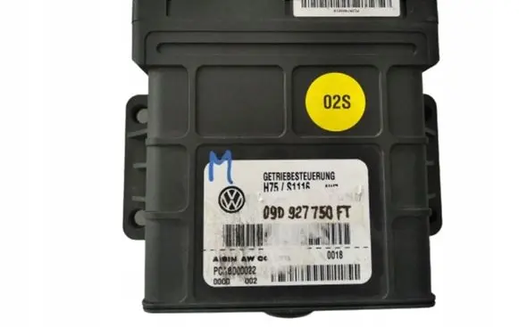 Volkswagen Touareg I Gearbox control unit/module 09D927750FT