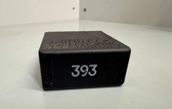 Audi A6 S6 C5 4B Light relay 4B0919471A 5KG00656805