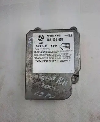 Volkswagen PASSAT B5 Airbag control unit/module 1C0909605 5WK43121 23020415C