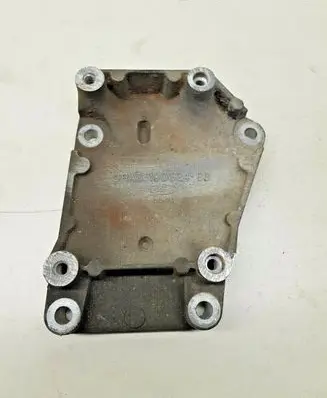 Ford Focus Engine mounting bracket 98AB19D624BB