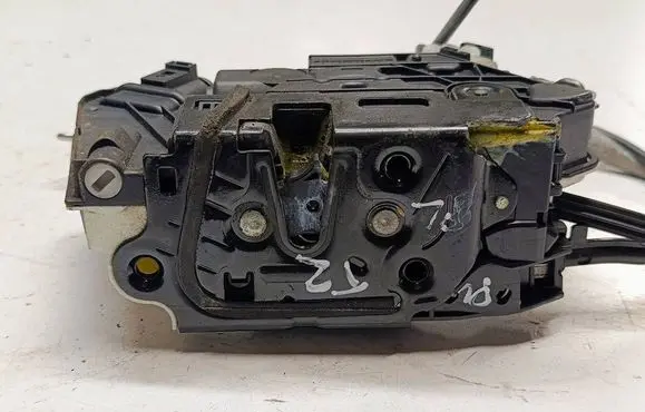 Volkswagen Scirocco Front door lock 5N2837015CT2 5N2837015C