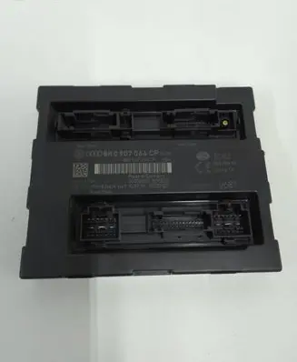 Audi A4 S4 B8 8K Comfort/convenience module 8K0907064CP 5DK00991883