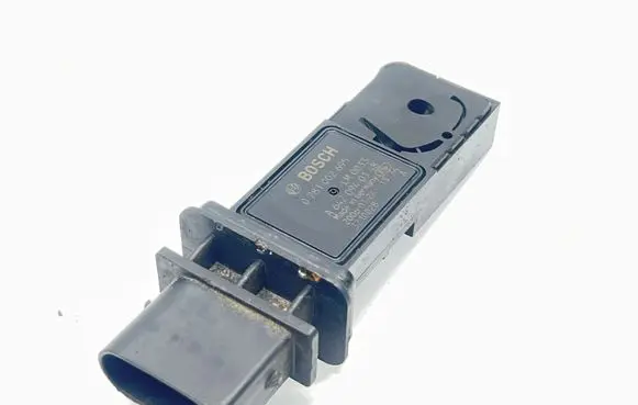 Mercedes-Benz ML W164 Mass air flow meter A6420940148