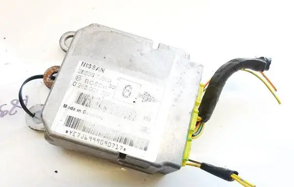 Nissan Primera Airbag control unit/module 285567j600 0285001327