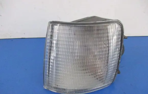 Volkswagen PASSAT B3 Front indicator light