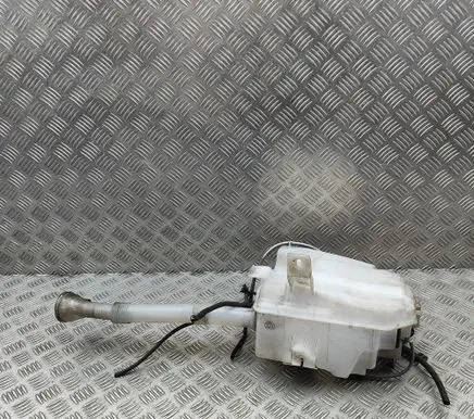 Mitsubishi Outlander Windshield washer fluid reservoir/tank 8260A405