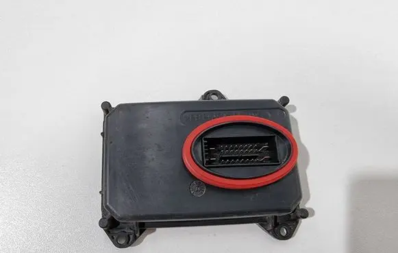 Volkswagen PASSAT B7 Headlight ballast module Xenon 1T0941329A 503950440402 130732933201