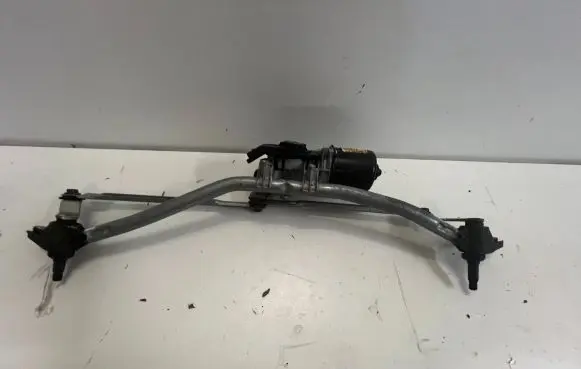 Renault Kangoo II Front wiper linkage and motor 8200409692