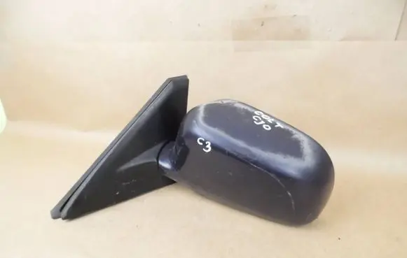 Mitsubishi Colt Front door electric wing mirror E13020067 E13015004