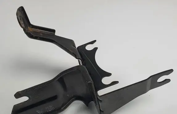 Nissan Micra ABS pump bracket 