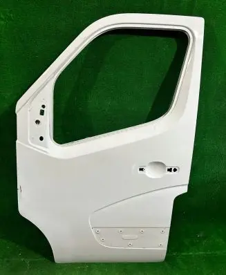 Renault Master III Front door