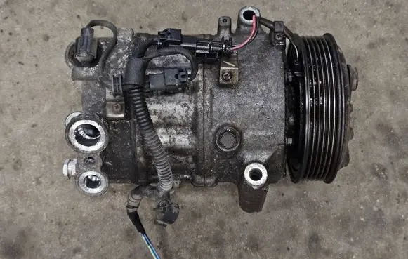 Opel Insignia A Air conditioning (A/C) compressor (pump) P13314470