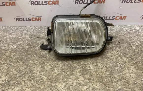 Mercedes-Benz C W203 Front fog light 1NA00797602 2158200656