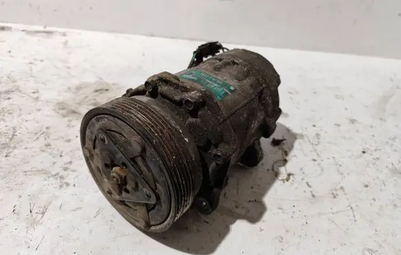 Audi A3 S3 8L Air conditioning (A/C) compressor (pump) 1J0820803A 77302945