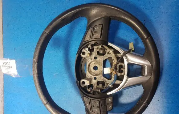 Mazda 3 II Steering wheel k0273