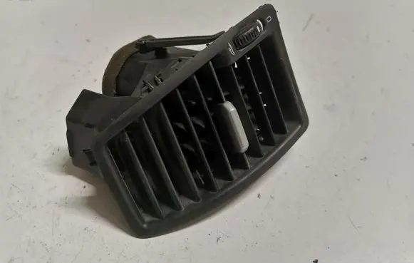 Volvo XC90 Dashboard side air vent grill/cover trim 3409398