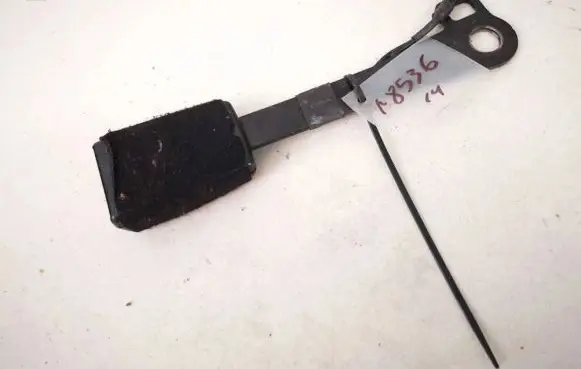 KIA Ceed Front seatbelt buckle