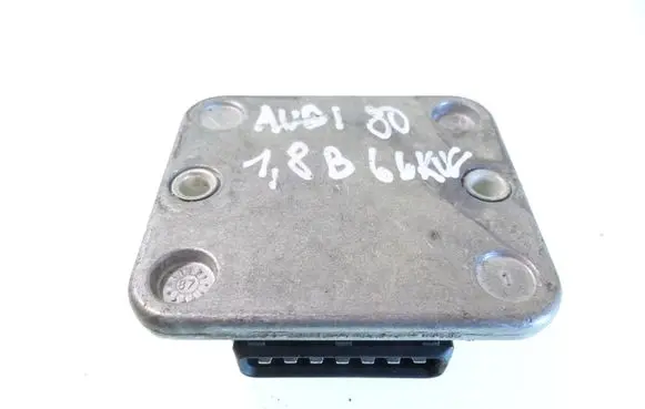 Audi 80 90 B3 Ignition amplifier control unit 191905351B
