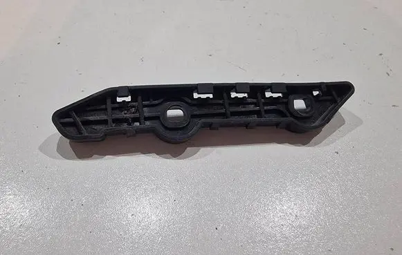 Mercedes-Benz A W176 Front bumper mounting bracket A1768852421