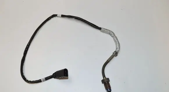 Audi Q3 8U Oil temperature sensor 04L906088