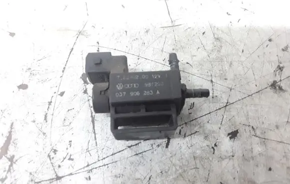 Volkswagen Golf IV Turbo solenoid valve 037906283A