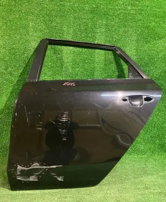 KIA Ceed Rear door