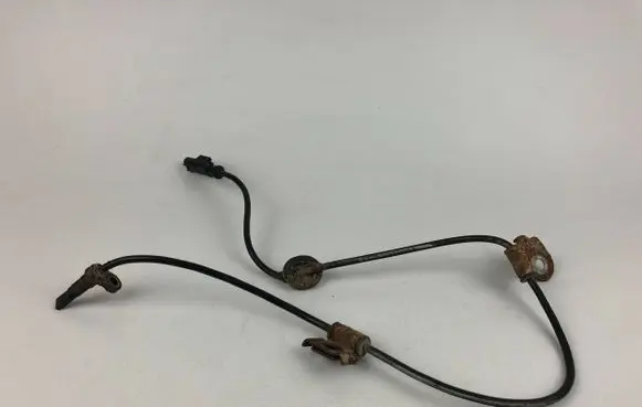 Subaru Outback ABS brake wheel speed sensor 27540AG01