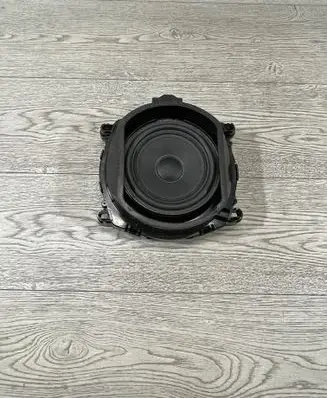 BMW X5 E70 Subwoofer speaker 430407861481 9217913