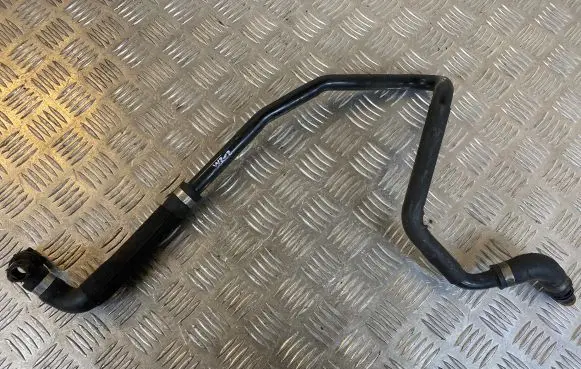 Mercedes-Benz E W212 Coolant pipe/hose A2125010024