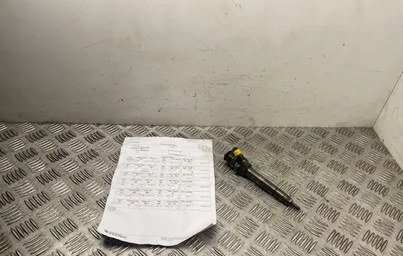 Fuel injector