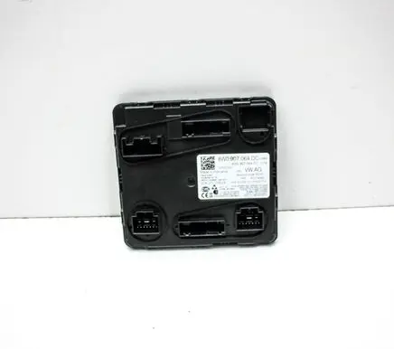 Audi A5 Central body control module 8W0907064DC