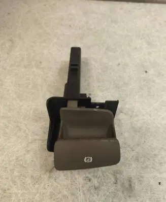 Audi Q7 4L Hand brake release handle 4L1711814