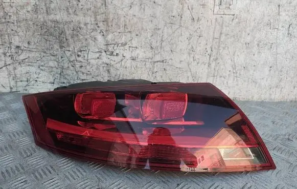 Audi TT TTS Mk2 Rear/tail lights 8J0945095E
