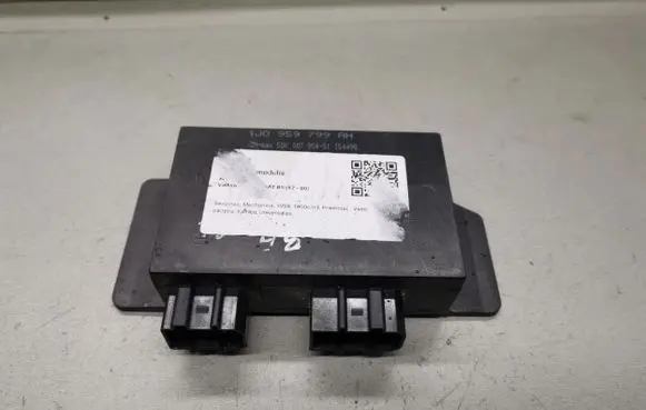 Volkswagen PASSAT B5 Comfort/convenience module 1J0959799AH