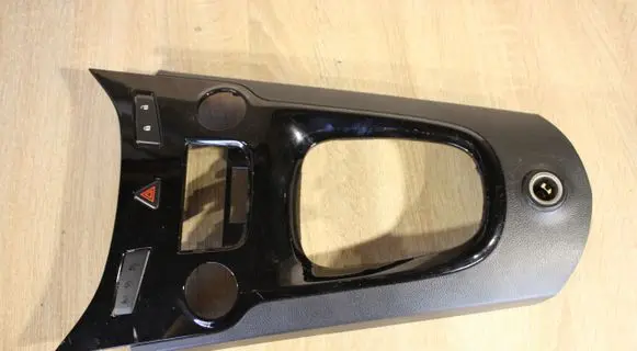 Chevrolet Orlando Gear shifter surround trim plastic 