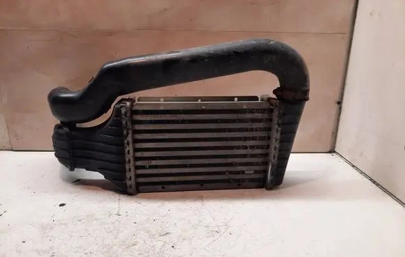 Opel Zafira A Intercooler radiator 24436438 81770