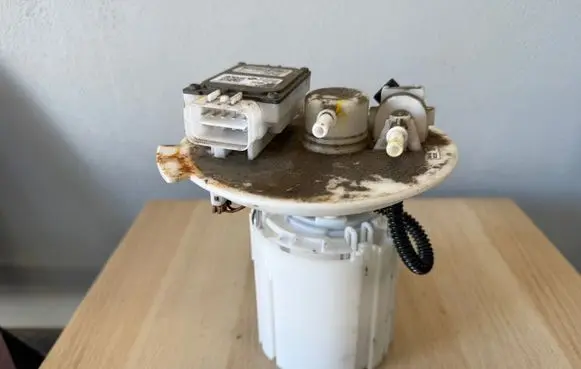Hyundai i30 In-tank fuel pump 31110G4100