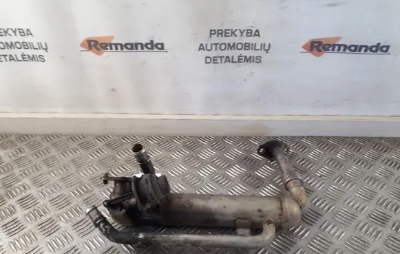 Volkswagen Jetta V EGR valve cooler 03G131512S