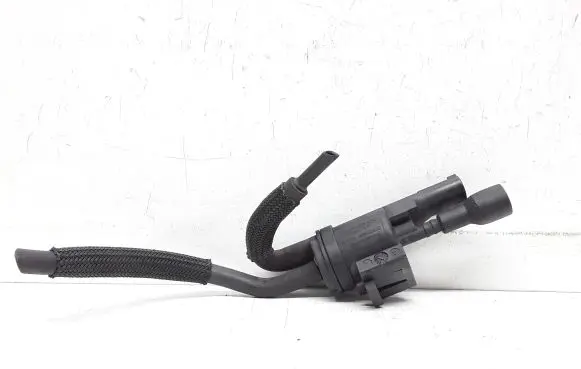 Mercedes-Benz C W204 Vacuum valve 0025407097