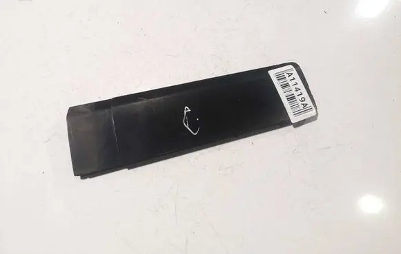 Honda CR-V Rear seat side bottom trim