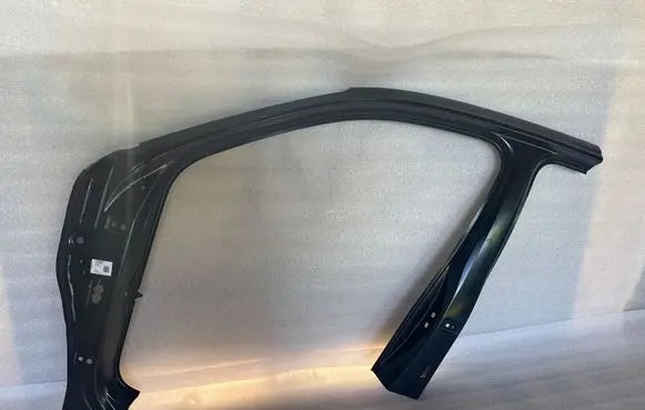 Volkswagen Tiguan Other body part 5NA809835A