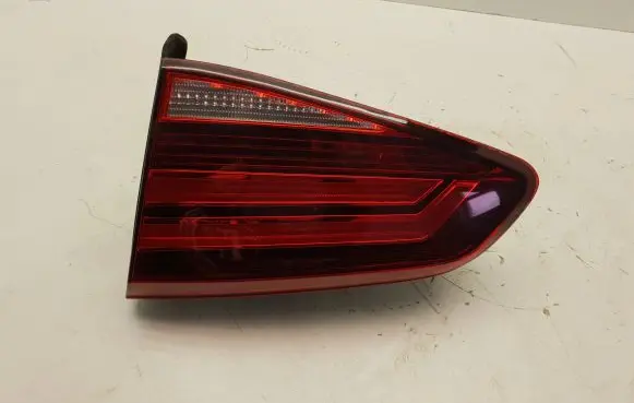 Volkswagen Golf VII Tailgate rear/tail lights 5G0945094AH L90124377