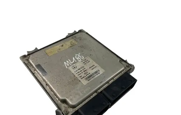 Mercedes-Benz E W212 Engine control unit/module A6519007500 A0064461540