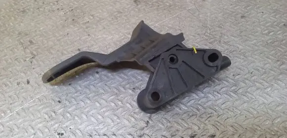 Peugeot 208 I Engine bonnet (hood) release handle 